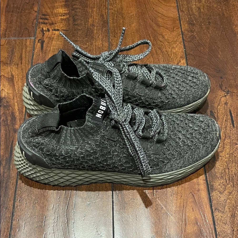 Nobull women’s sneakers size 7